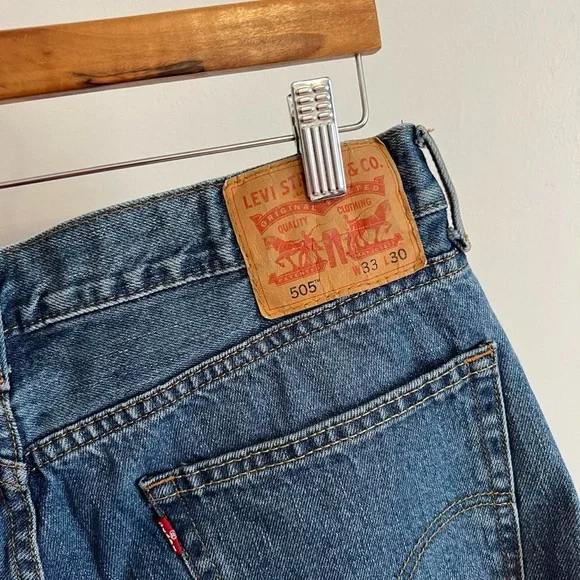Levi’s 505 Jeans - Picture 4 of 7